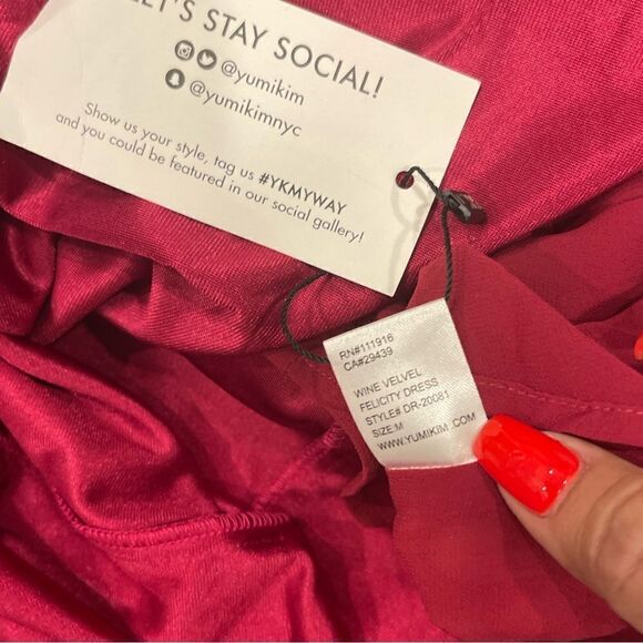 Yumi Kim Felicity Velvet Sleeveless Midi Dress in Wine.Size M - Picture 11 of 16